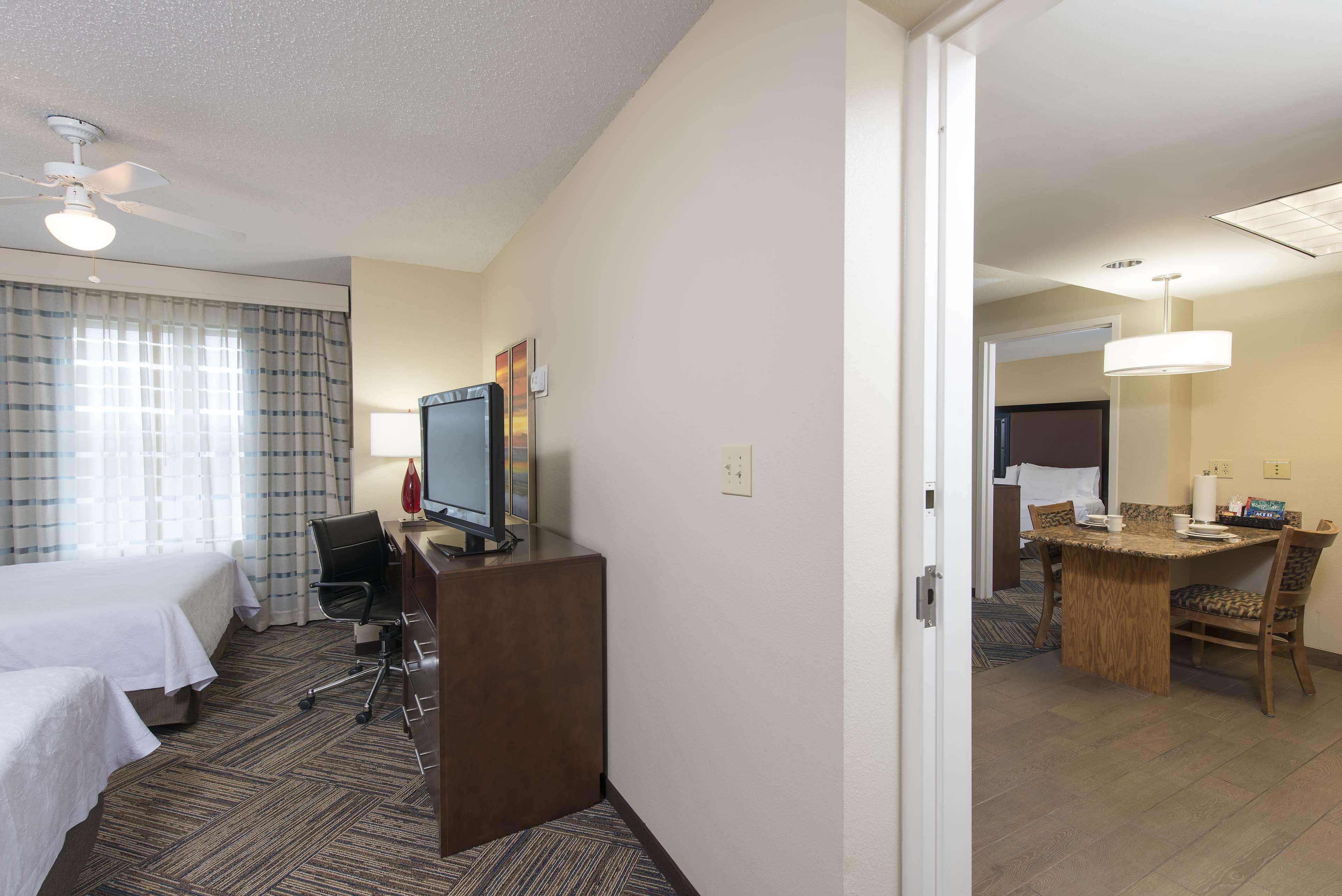 Homewood Suites Columbus - Airport Esterno foto